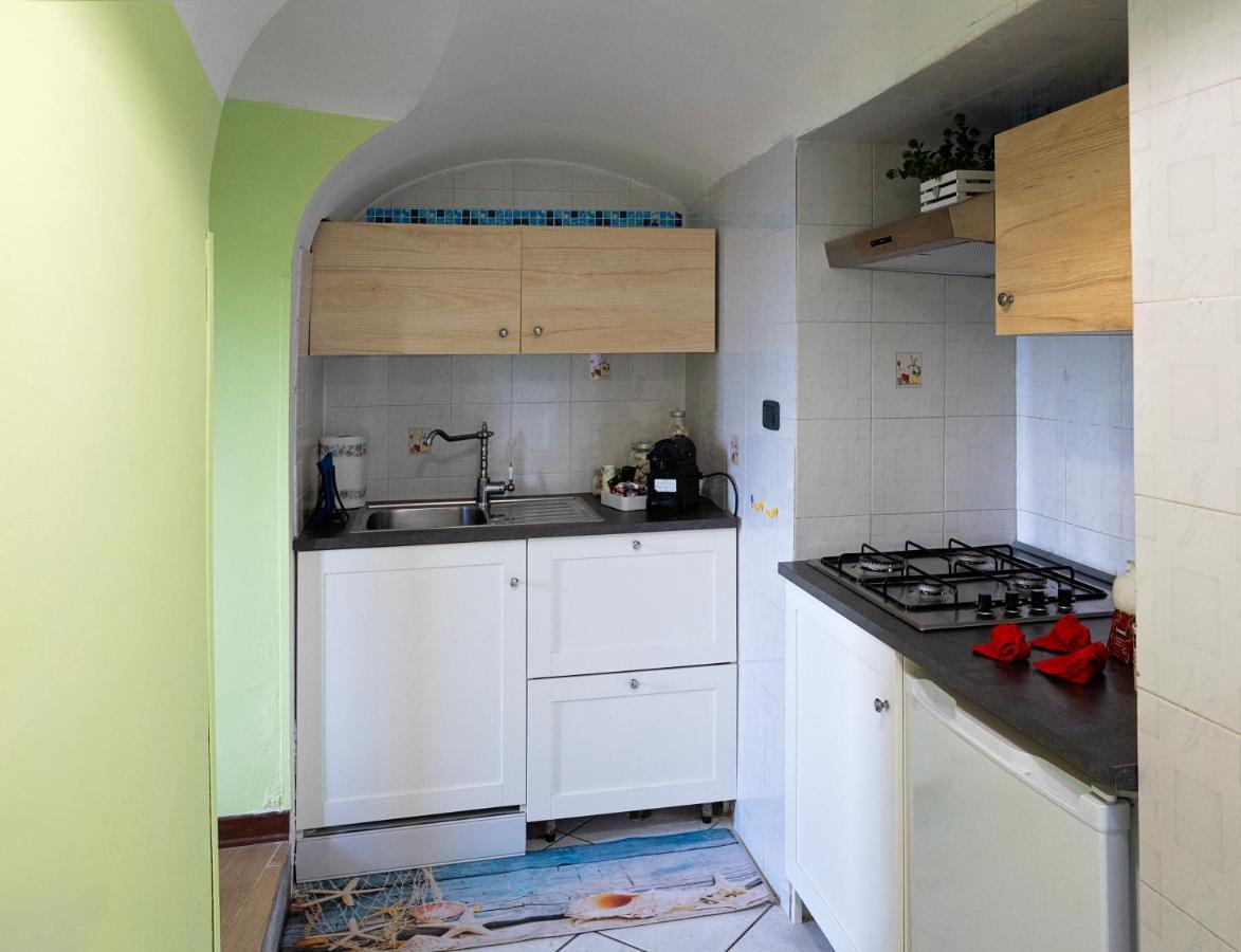 Casa "Positano" Da Ely - Salerno Centro Con Self Check-In Lejlighed Eksteriør billede