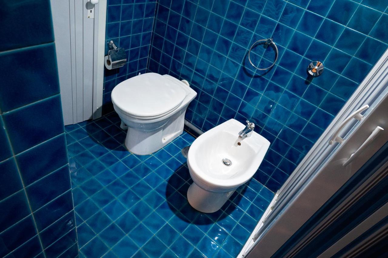 Casa "Positano" Da Ely - Salerno Centro Con Self Check-In Lejlighed Eksteriør billede